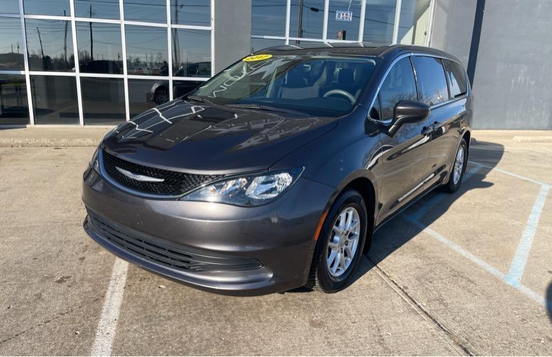 used 2017 Chrysler Pacifica car, priced at $14,950