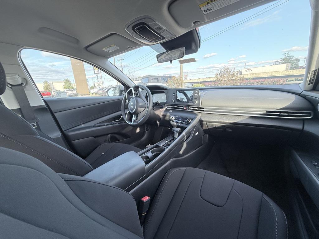 new 2025 Hyundai ELANTRA HEV car, priced at $23,941