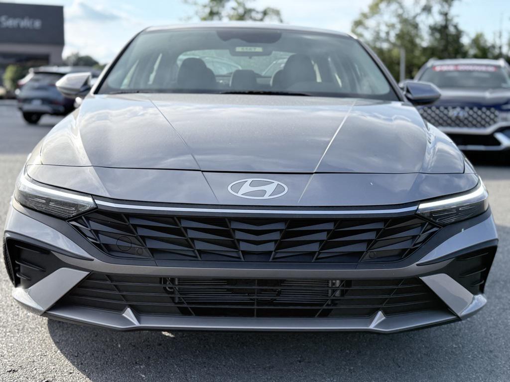 new 2025 Hyundai ELANTRA HEV car, priced at $23,941