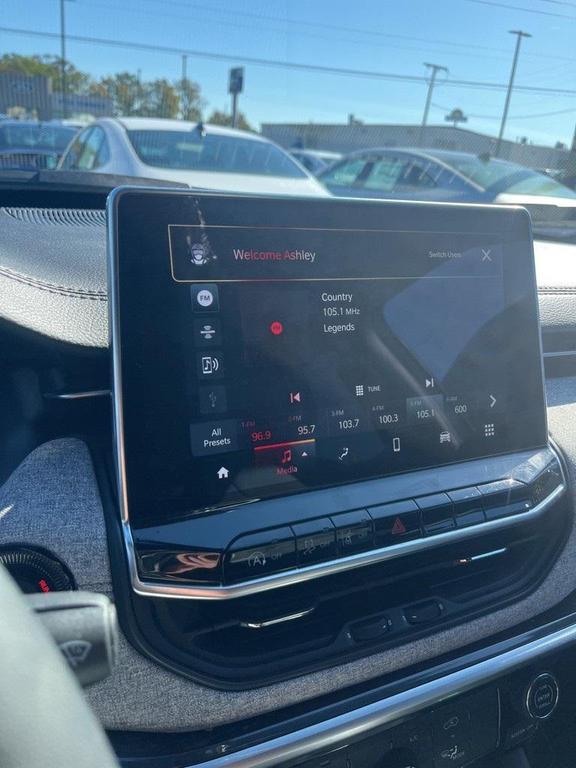 used 2023 Jeep Compass car