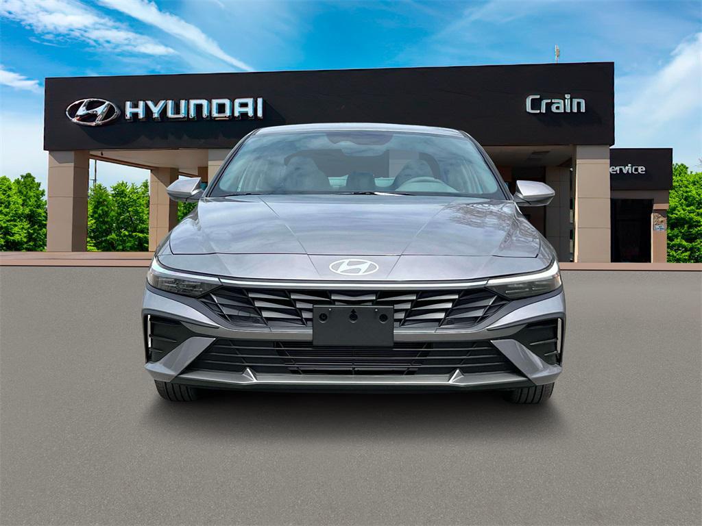 new 2025 Hyundai Elantra car, priced at $22,868