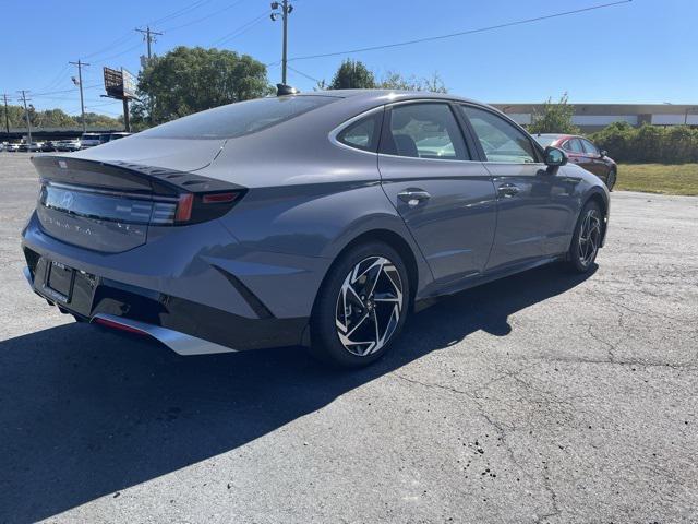 new 2024 Hyundai Sonata car, priced at $31,073