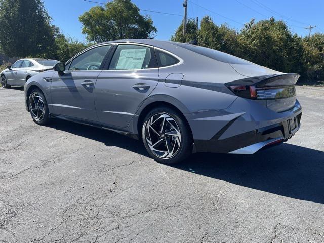 new 2024 Hyundai Sonata car, priced at $31,073