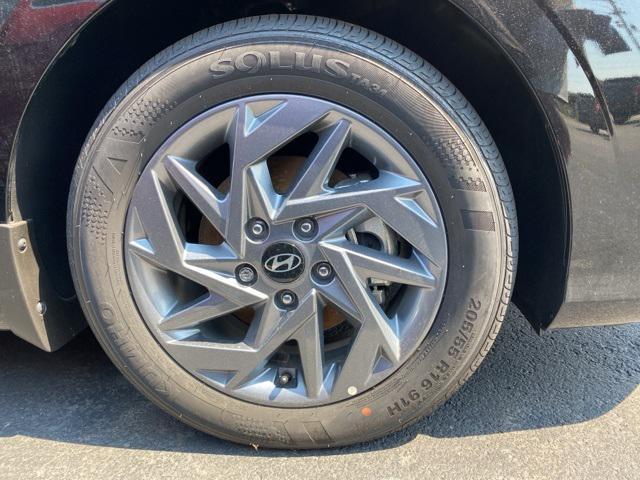new 2025 Hyundai ELANTRA HEV car, priced at $24,148