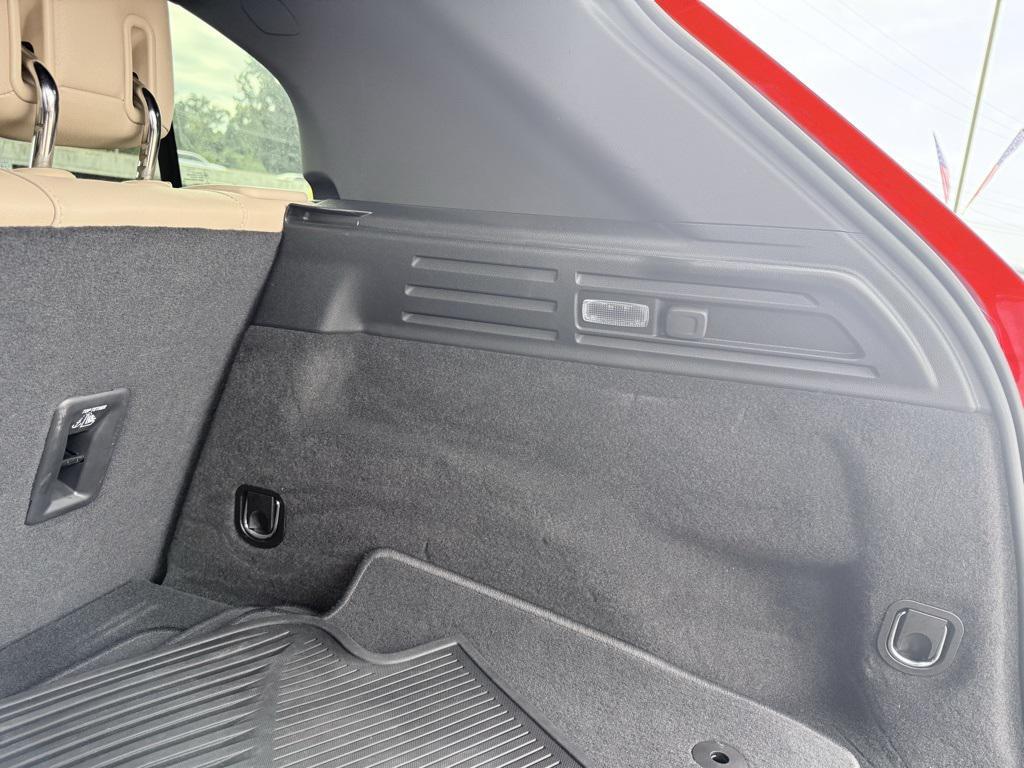 used 2024 Cadillac XT4 car, priced at $32,677