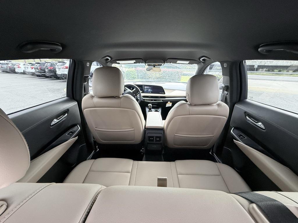 used 2024 Cadillac XT4 car, priced at $32,677