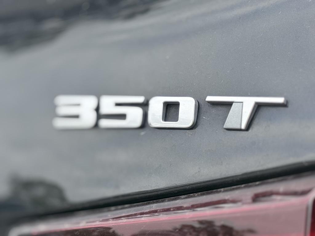 used 2024 Cadillac XT4 car, priced at $32,677