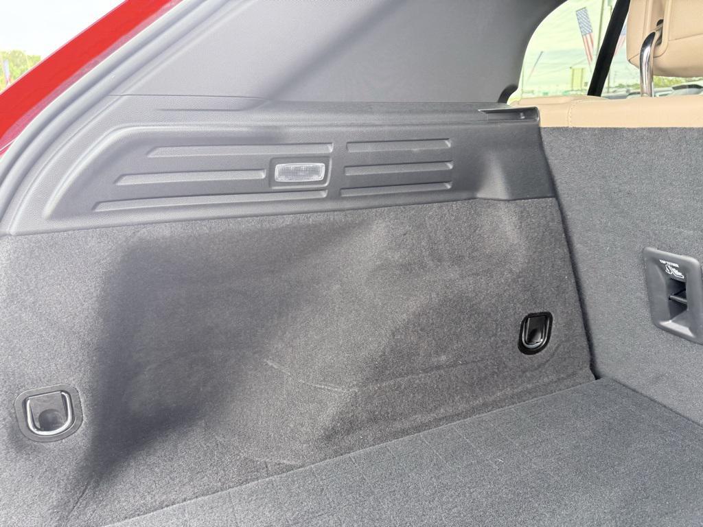 used 2024 Cadillac XT4 car, priced at $32,677