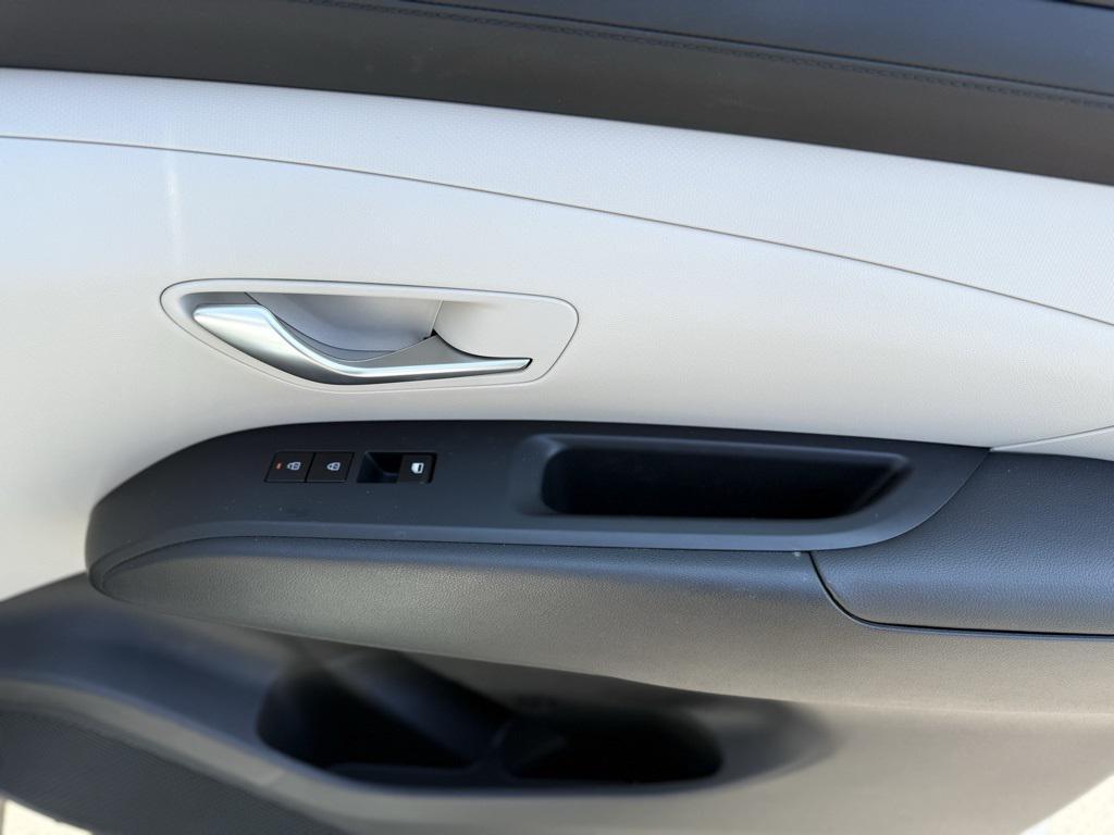 new 2025 Hyundai Tucson car, priced at $28,693