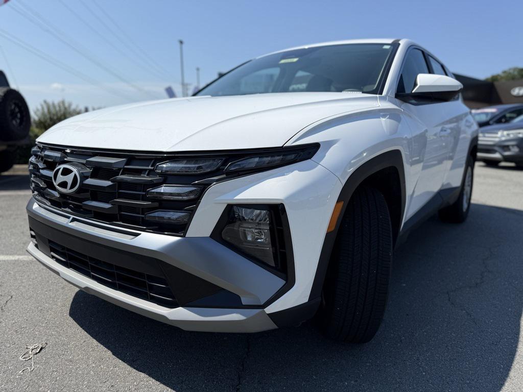 new 2025 Hyundai Tucson car, priced at $28,693
