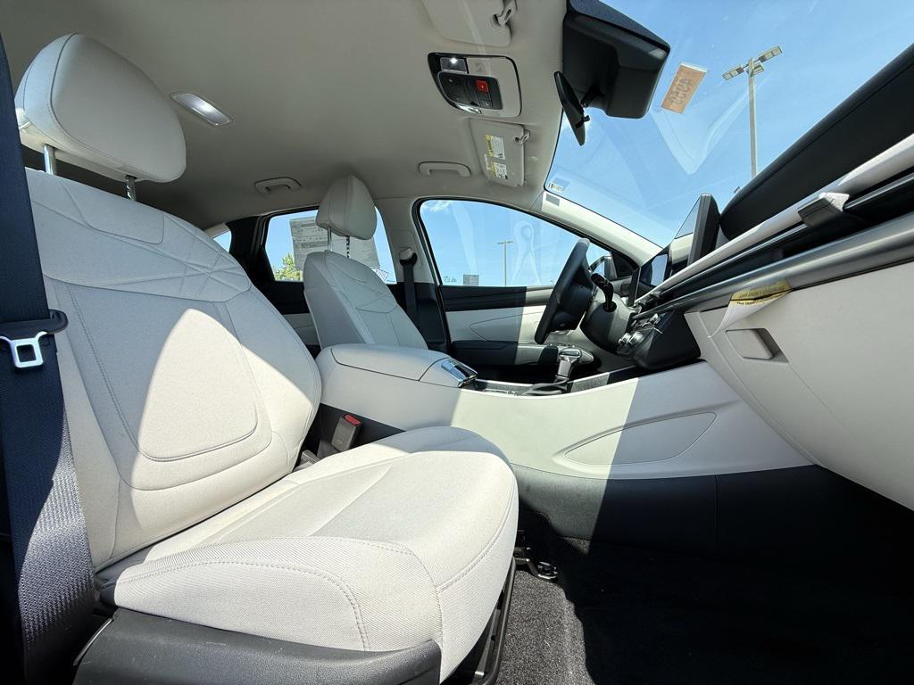 new 2025 Hyundai Tucson car, priced at $28,693