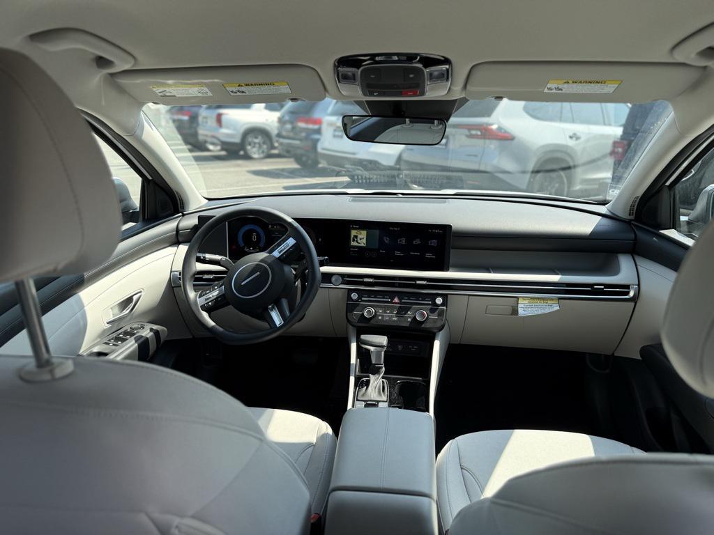 new 2025 Hyundai Tucson car, priced at $28,693