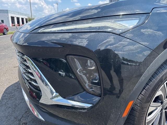 used 2024 Buick Envision car, priced at $29,462