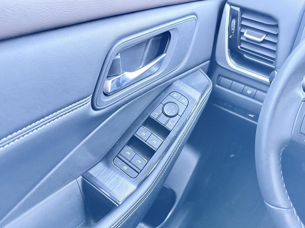 used 2023 Nissan Rogue car, priced at $21,774