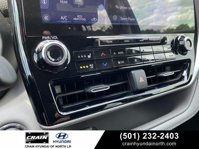 used 2022 Toyota Highlander car, priced at $40,933