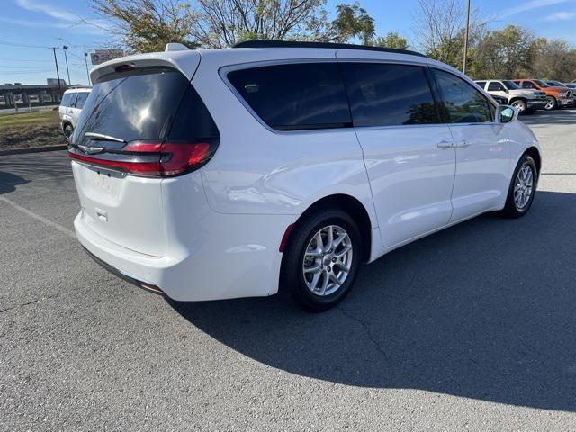 used 2022 Chrysler Pacifica car, priced at $23,271