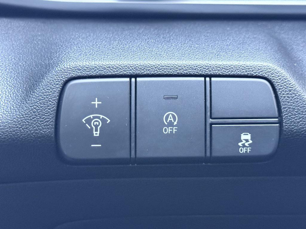 used 2025 Hyundai Elantra car, priced at $19,142