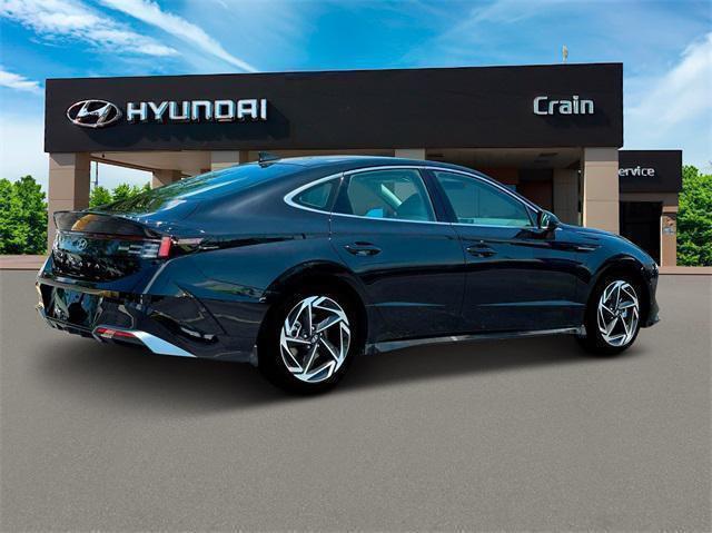 new 2024 Hyundai Sonata car, priced at $31,073