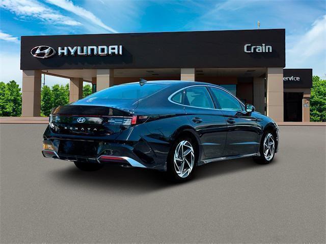 new 2024 Hyundai Sonata car, priced at $31,073