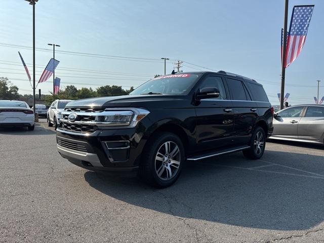 used 2023 Ford Expedition car, priced at $45,871