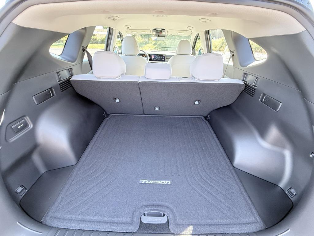 used 2025 Hyundai Tucson car, priced at $27,087