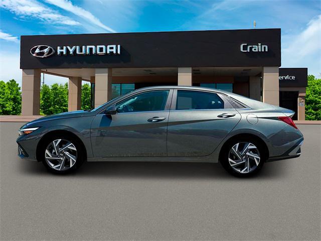 new 2025 Hyundai Elantra car, priced at $27,037