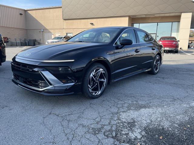 new 2025 Hyundai Sonata car, priced at $32,480