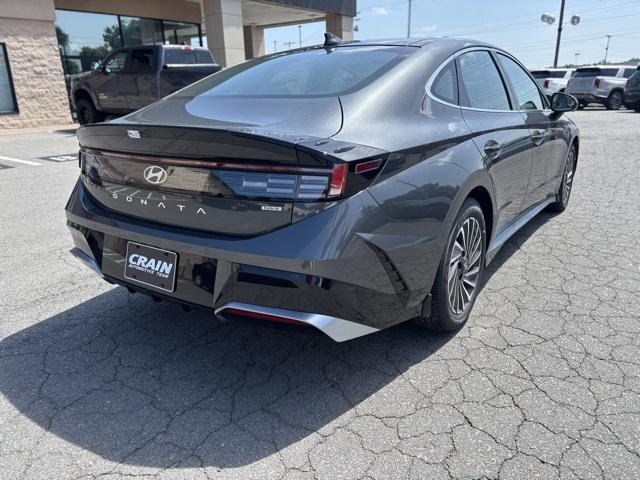 new 2025 Hyundai Sonata Hybrid car, priced at $36,649