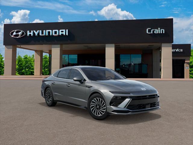 new 2025 Hyundai Sonata Hybrid car, priced at $37,149