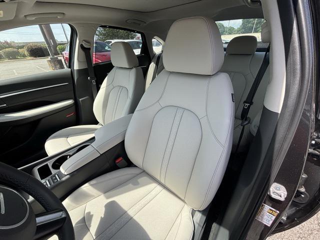 new 2025 Hyundai Sonata Hybrid car, priced at $36,649