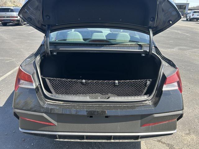 new 2025 Hyundai Elantra car, priced at $23,472