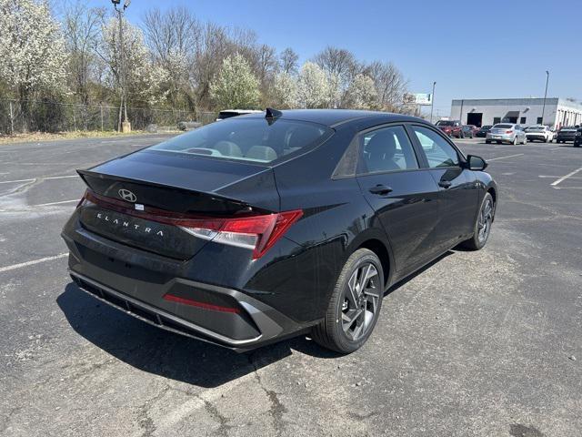 new 2025 Hyundai Elantra car, priced at $23,472