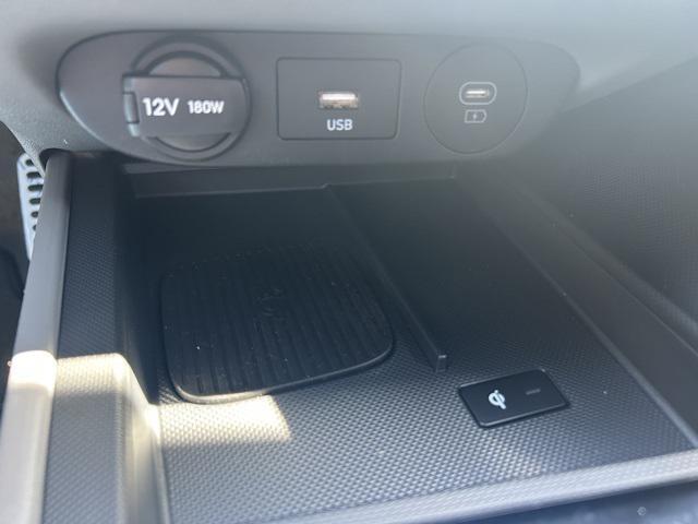 new 2025 Hyundai Elantra car, priced at $23,472