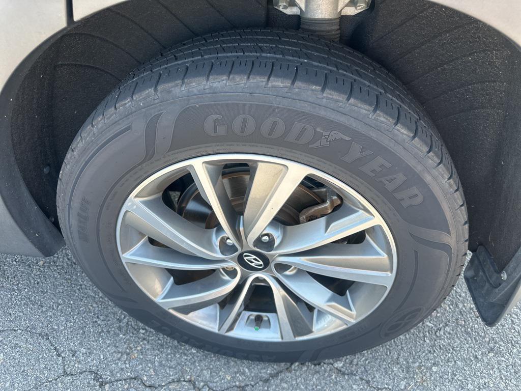 used 2019 Hyundai Santa Fe car, priced at $17,497