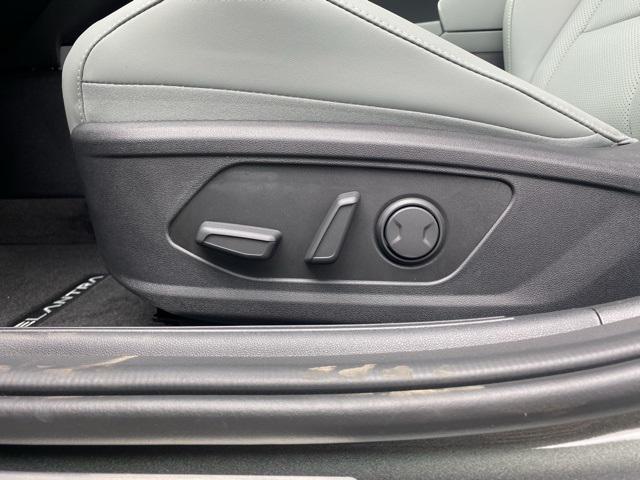 new 2025 Hyundai ELANTRA HEV car, priced at $28,461