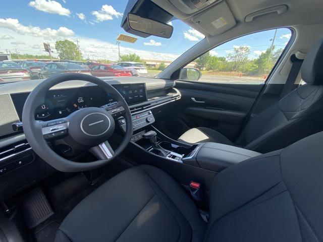 new 2025 Hyundai Tucson car, priced at $28,840
