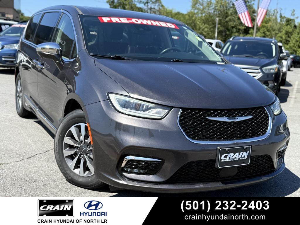 used 2022 Chrysler Pacifica Hybrid car, priced at $23,982