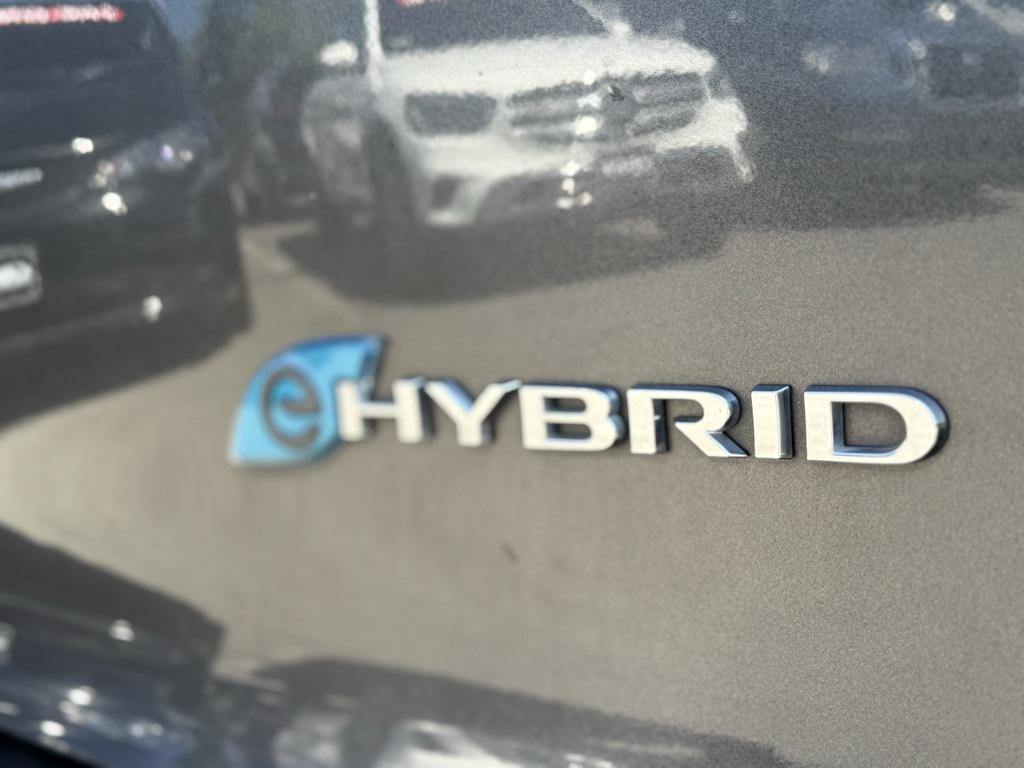 used 2022 Chrysler Pacifica Hybrid car, priced at $23,982