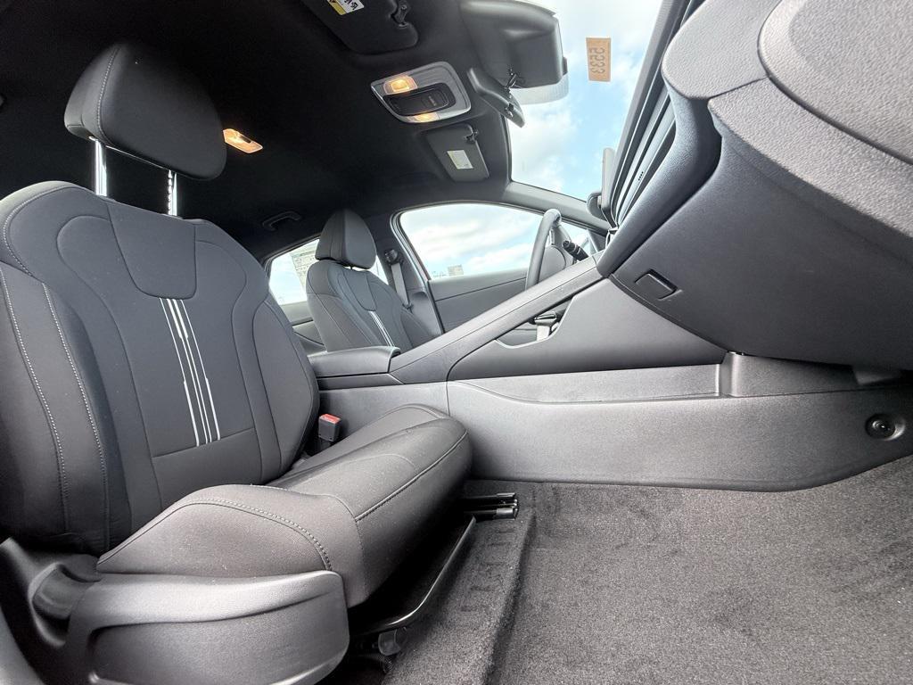new 2025 Hyundai Elantra car, priced at $24,091