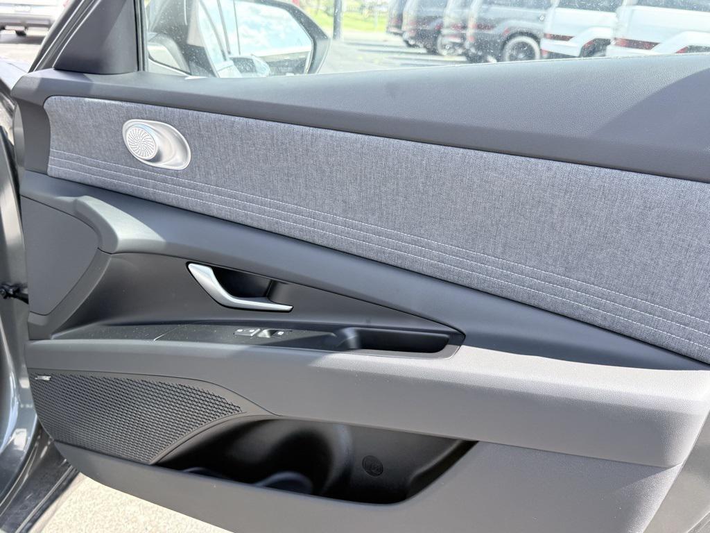 new 2025 Hyundai Elantra car, priced at $27,041