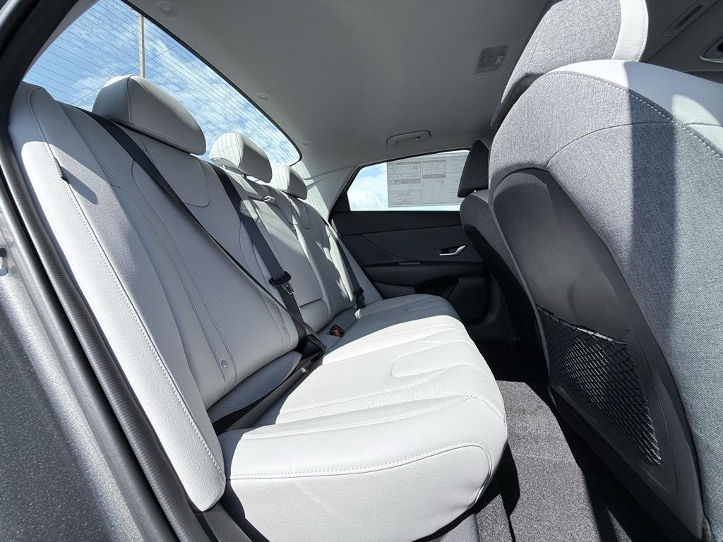 new 2025 Hyundai Elantra car, priced at $27,041