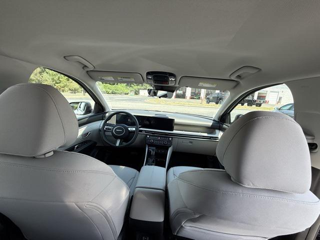 new 2025 Hyundai Tucson car, priced at $28,616