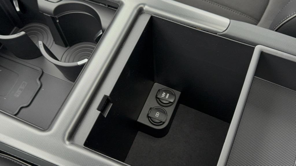 new 2025 Hyundai Palisade car, priced at $51,220