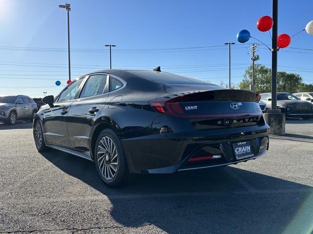 new 2023 Hyundai Sonata Hybrid car, priced at $38,310