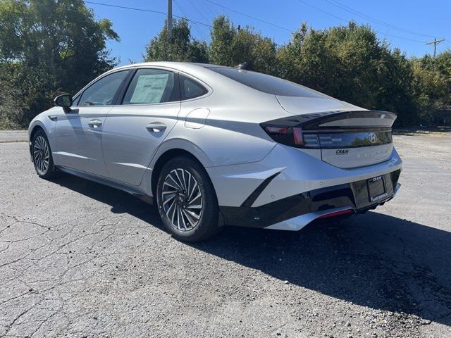 new 2024 Hyundai Sonata Hybrid car, priced at $37,253