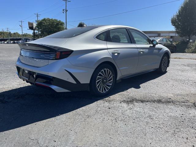 new 2024 Hyundai Sonata Hybrid car, priced at $37,253