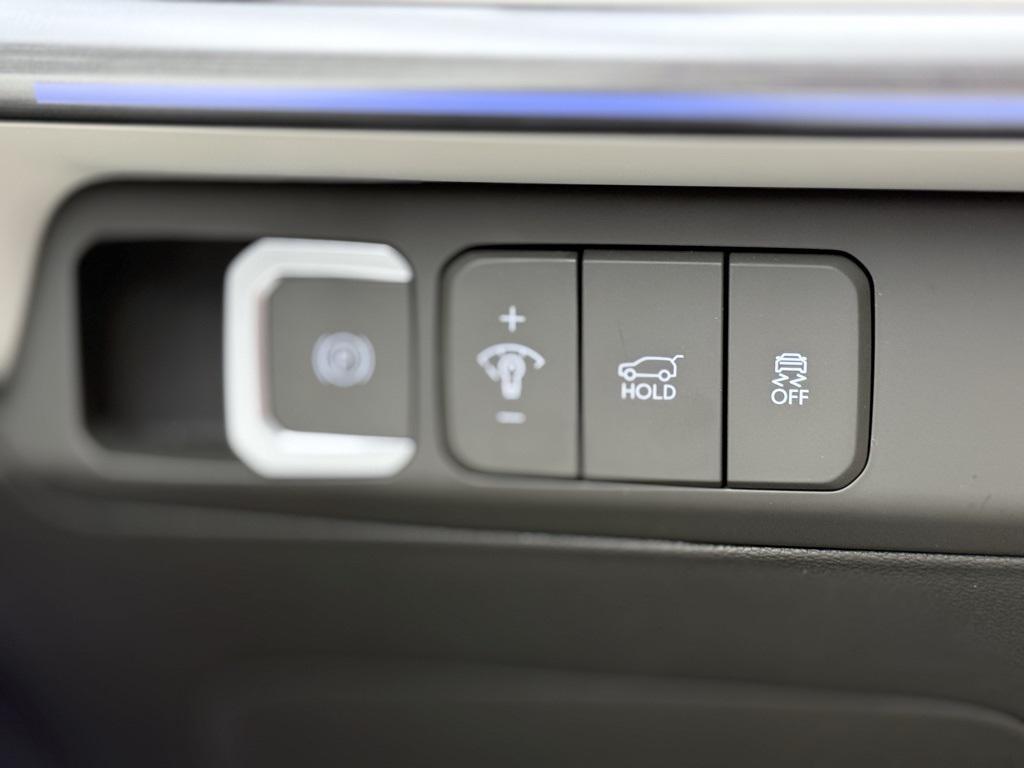 new 2025 Hyundai SANTA FE HEV car, priced at $45,450