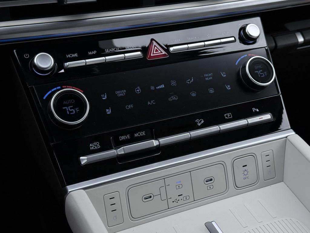 new 2025 Hyundai SANTA FE HEV car, priced at $45,450