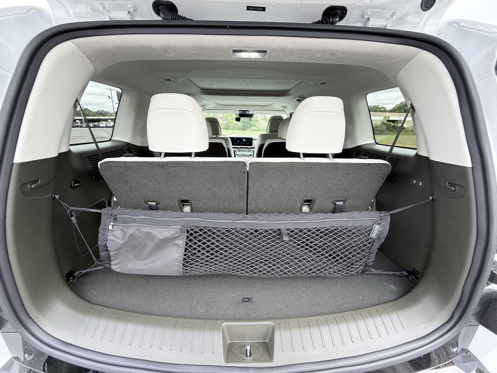 new 2025 Hyundai SANTA FE HEV car, priced at $45,450