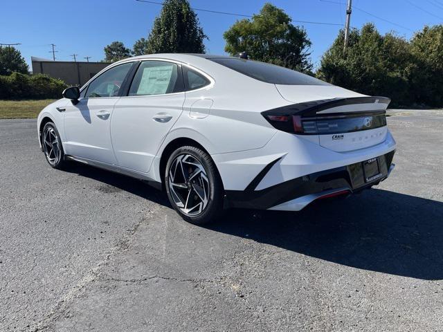 new 2024 Hyundai Sonata car, priced at $31,526